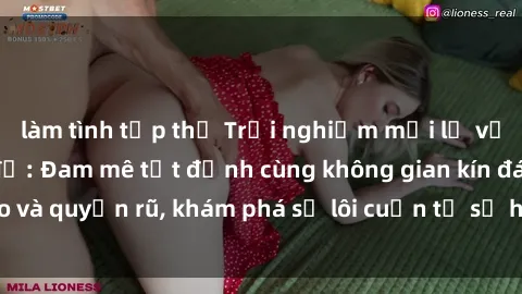 làm tình tập thể Trải nghiệm mới lạ với sex phòng thay đồ: Đam mê tột đỉnh cùng không gian kín đáo và quyến rũ, khám phá sự lôi cuốn từ sự hấp dẫn của nơi này.